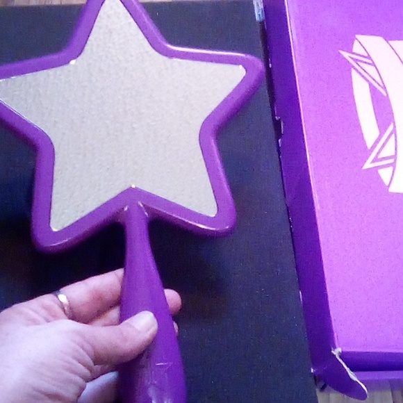 Jeffree star queen bit*h mirror never used nwb - Picture 5 of 7